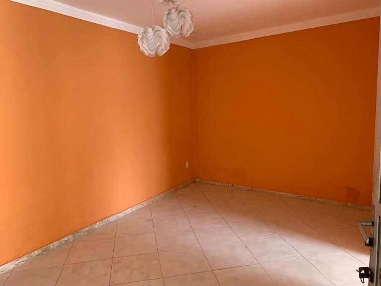 Vendo excelente casa no São José