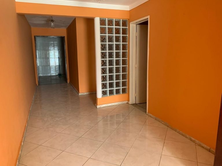 Vendo excelente casa no São José