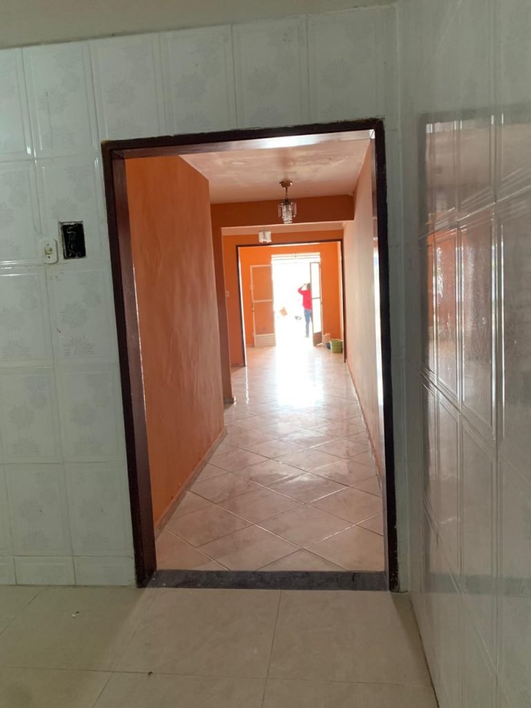 Vendo excelente casa no São José