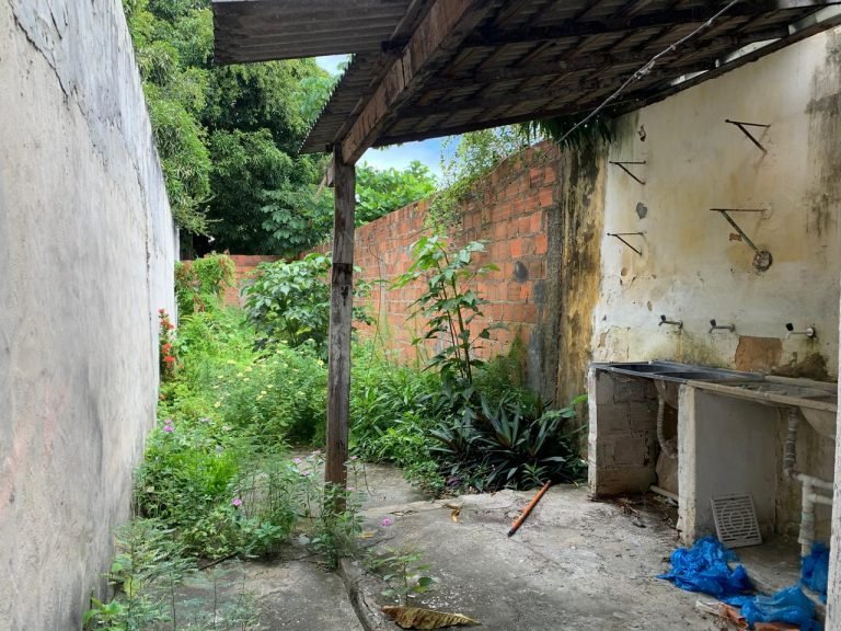Vendo excelente casa no São José