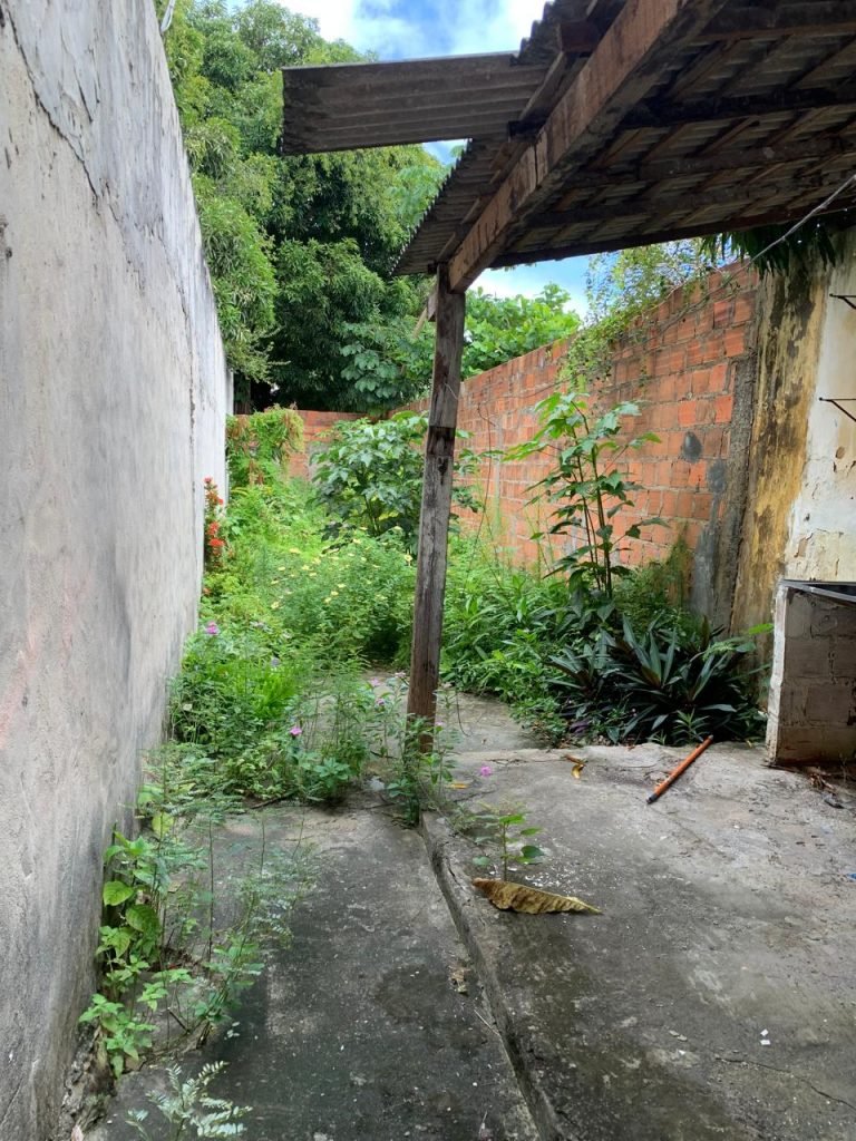 Vendo excelente casa no São José